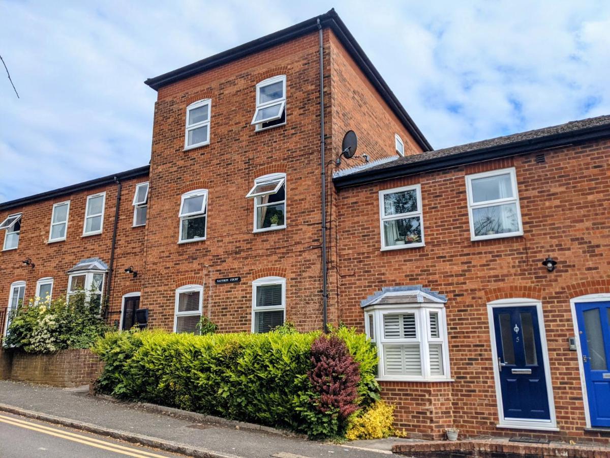 Saffron Court By Wycombe Apartments - Apt 06 Χάι Ουίκαμ Εξωτερικό φωτογραφία